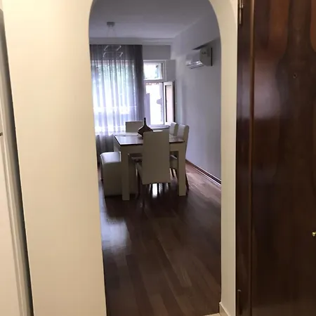 Apartment Cozy And Modern Flat Near Bosphorus At Arnavutkoey